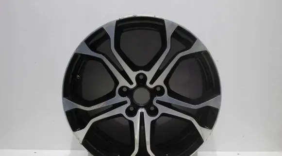 Renault Clio IV R18 alloy rim 