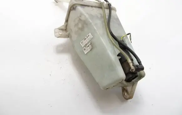 Nissan Micra Windshield washer fluid reservoir/tank adf