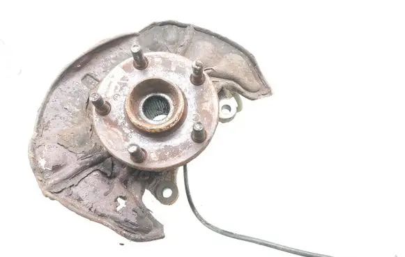 Toyota Avensis T250 Front wheel hub spindle knuckle 05060