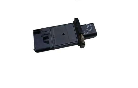 Land Rover Freelander 2 - LR2 Mass air flow meter 6C1112B5779