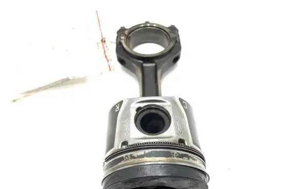 Ford Mondeo MK IV Piston with connecting rod 6G9Q