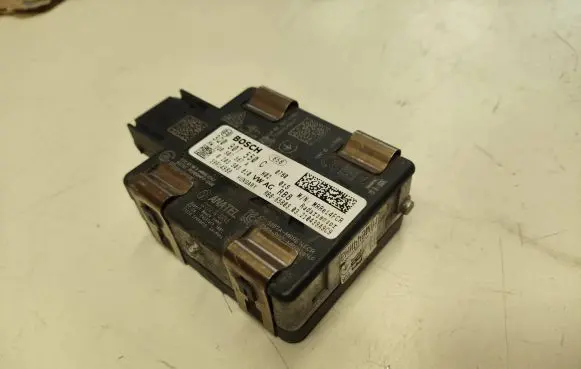 Volkswagen PASSAT B8 Distronic sensor radar 3Q0907550C 3Q0907567A 0203303810