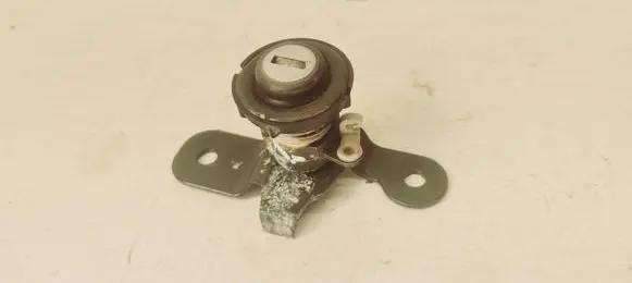 Fiat Palio Tailgate exterior lock 