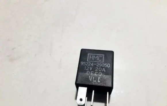 Hyundai Elantra Other relay 9522429050 VKY2