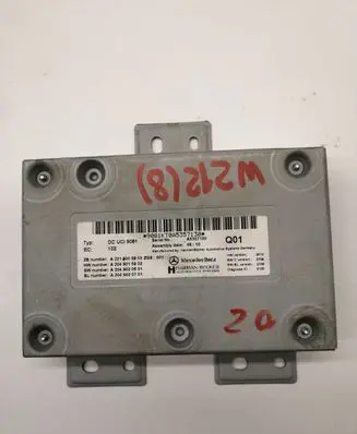 Mercedes-Benz E W212 Head unit multimedia control A2219005903