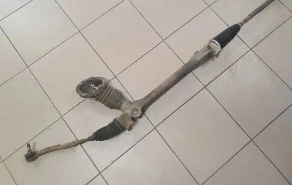 Toyota Auris 150 Steering rack 2D240324