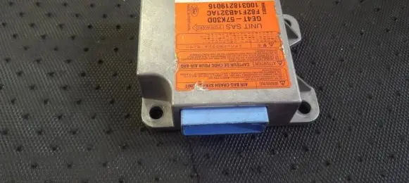 Mazda 626 Airbag control unit/module GE4T57K30D F82F14B321AC