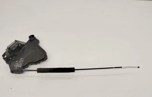 Toyota Land Cruiser (J120) Front door lock 6903033272 7102403