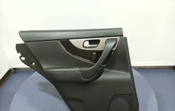 Infiniti QX70 S51 Door card panel trim set 