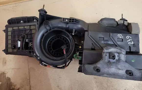 Jaguar S-Type Interior heater climate box assembly