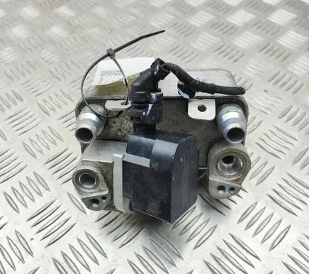 BMW iX3 G08 Air conditioning (A/C) air dryer 7911722 14756811