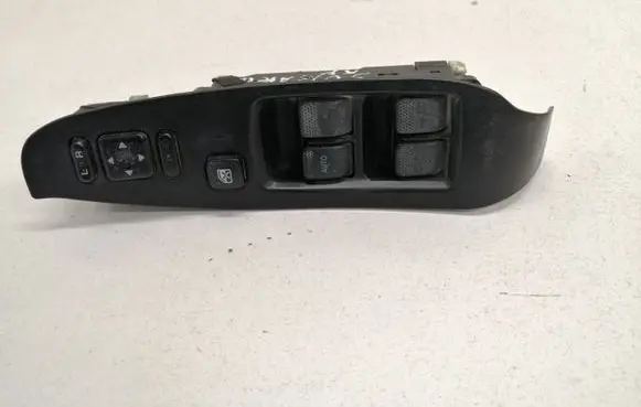 Subaru Legacy Electric window control switch 83071AE020 1610