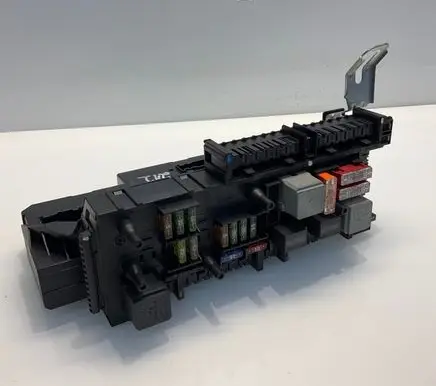 Mercedes-Benz E W212 SAM control unit 2129003922 2129015205 01102316