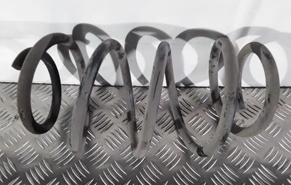 Nissan Qashqai Front coil spring