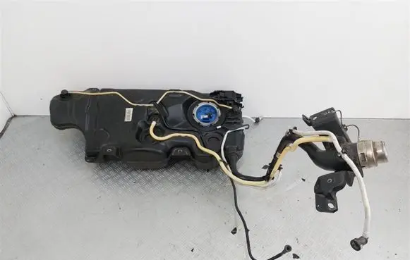Seat Leon (5F) Fuel tank 5Q0201020PJ