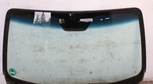 Hyundai ix 55 Front windscreen/windshield window 