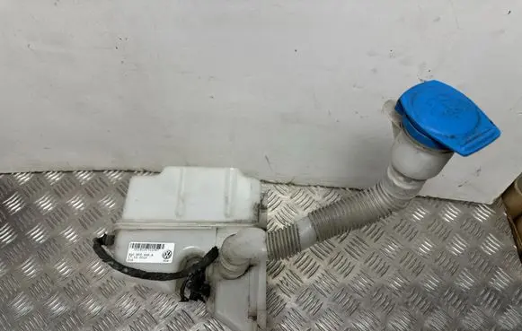 Volkswagen PASSAT B8 Windshield washer fluid reservoir/tank 3Q0955448A