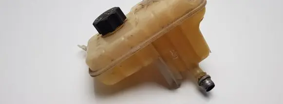Peugeot 407 Coolant expansion tank/reservoir