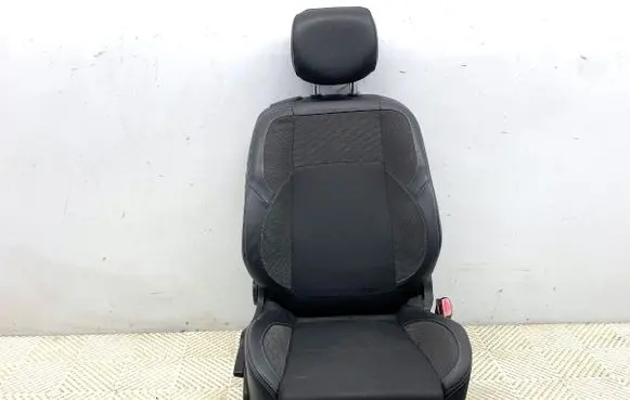 Renault Megane III Front passenger seat 
