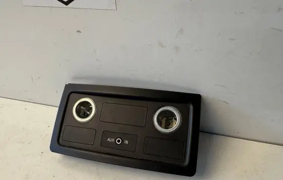 BMW 5 E60 E61 Cigarette lighter trim rear 9117364
