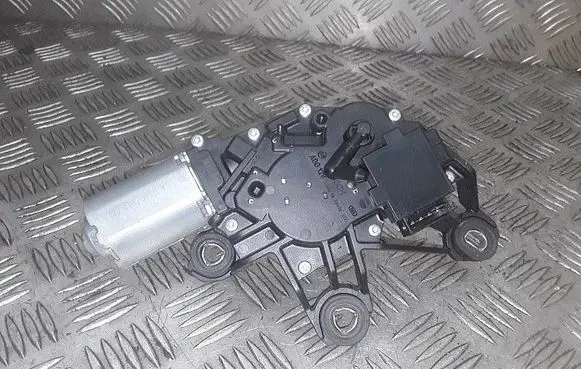 Volkswagen Golf IV Wiper motor 0390201592