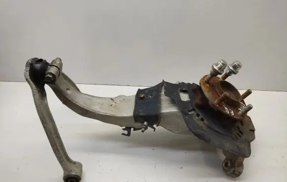 Nissan 370Z Front wheel hub