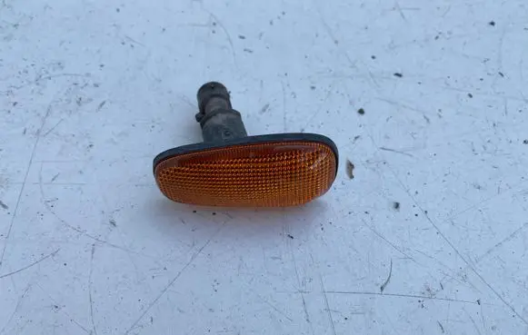 Opel Astra G Front fender indicator light
