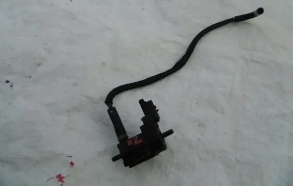Ford Kuga II Turbo solenoid valve 9665558580