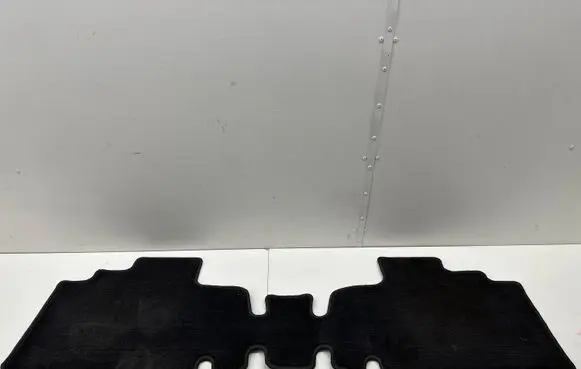 Toyota Camry VIII XV70 Rear floor mat 
