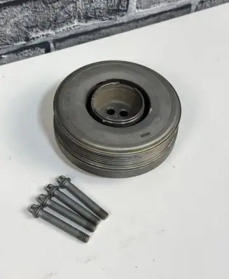 BMW 5 G30 G31 Crankshaft pulley 8638446