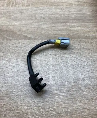 Peugeot 207 Clutch pedal sensor 95835T02