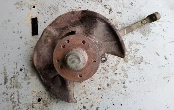 Mercedes-Benz E W210 Front wheel hub spindle knuckle