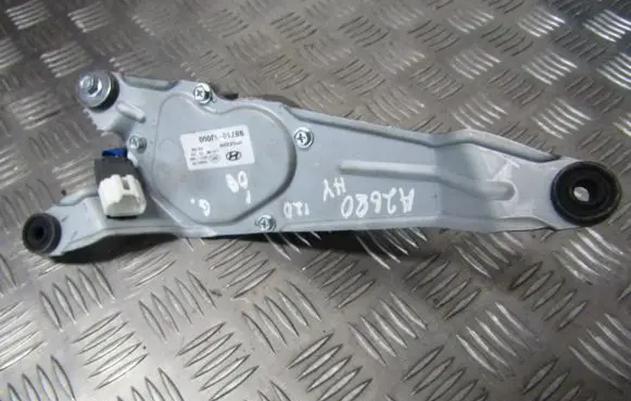 Hyundai i20 (PB PBT) Rear window wiper motor 987101j000 98710-1j000