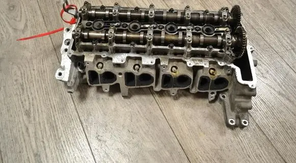 BMW X1 F48 F49 Engine head 8570145