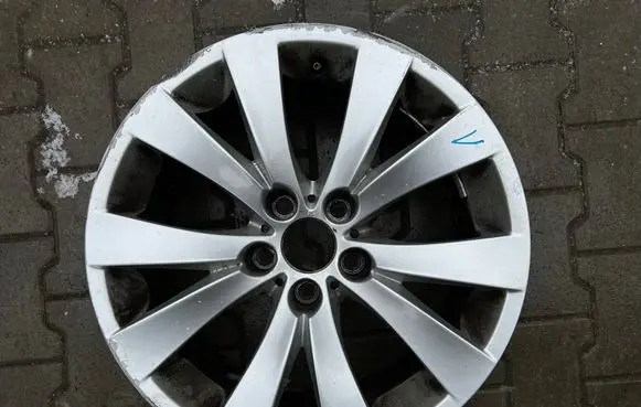 BMW 6 E63 E64 R16 alloy rim 6777352