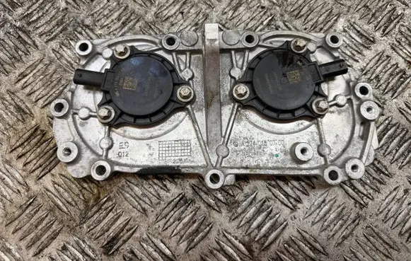 Mercedes-Benz E W213 Timing chain cover A2740150700
