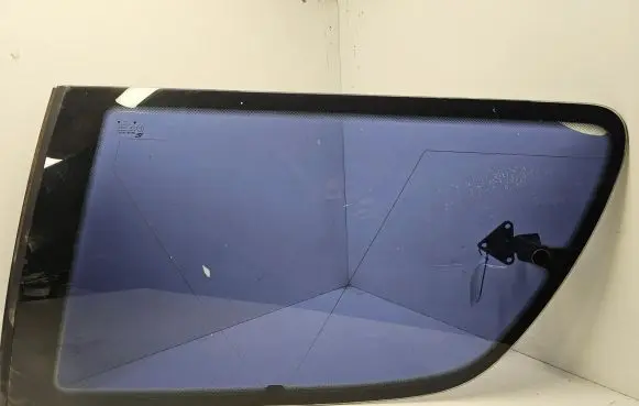 Ford Galaxy Rear side window