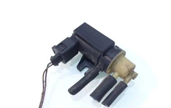 Vacuum valve