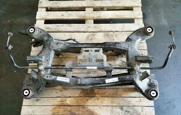 Maserati Quattroporte Rear subframe 06700026780 06700077310