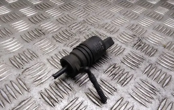 Skoda Superb B5 (3U) Windscreen/windshield washer pump 1T0955651