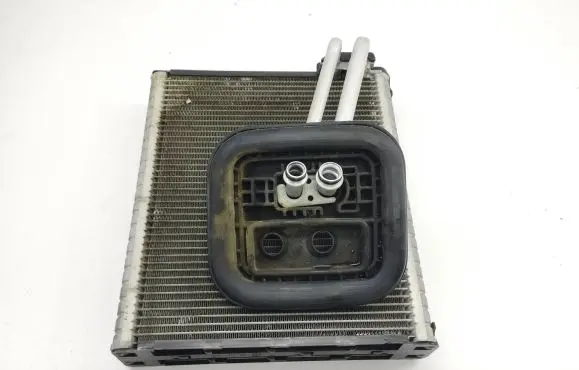 Mercedes-Benz B W246 W242 Air conditioning (A/C) radiator (interior) 
