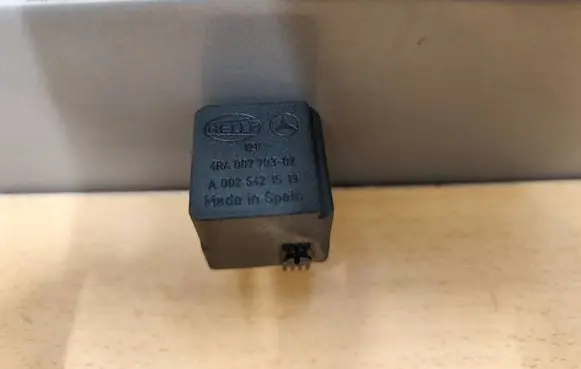 Mercedes-Benz ML W163 Other relay 4RA00779302 A0025421519