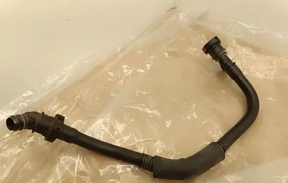 KIA EV6 Electric car engine cooling hoses/pipes 