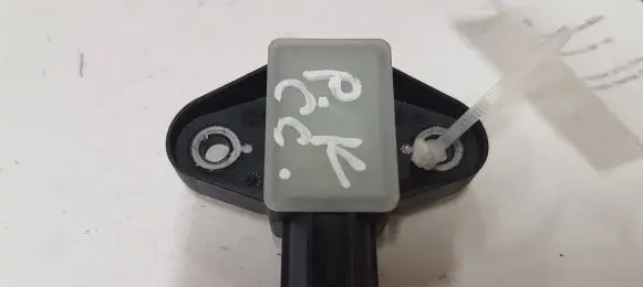 Volkswagen PASSAT CC Airbag deployment crash/impact sensor 23100303 16105862XT