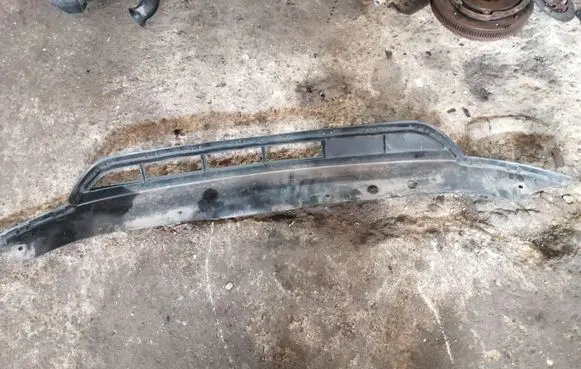 Volkswagen Up Front bumper lip 