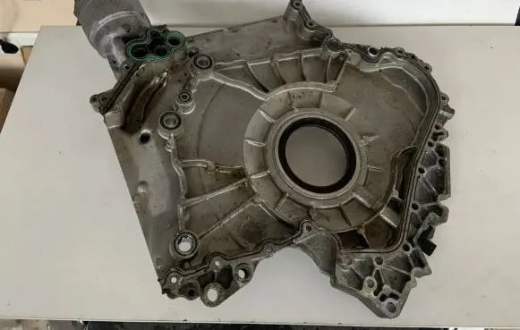 Audi Q7 4M Timing chain cover 06E103173CF 06E103171DE 06E115405L