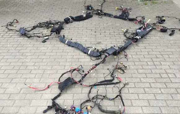 Mercedes-Benz C W206 Positive wiring loom 