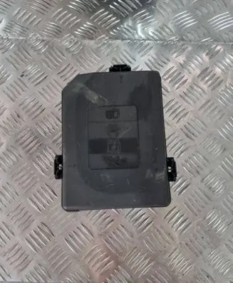 Opel Astra K Fuse box cover 39019198
