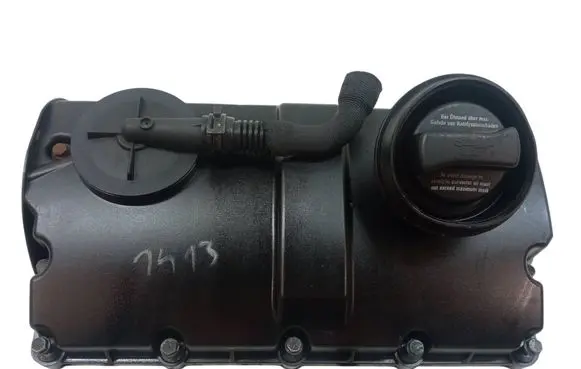 Volkswagen Touran I Rocker cam cover 038103469S