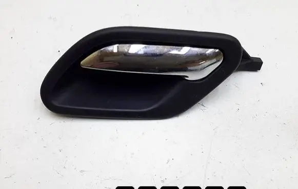 BMW 5 E39 Front door interior handle 8226049